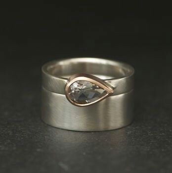 Vintage Zirconia Drop Silver Ring