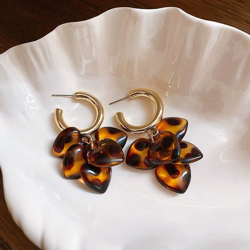 Vintage C-Shaped Flower Classic Gold Hoops-Lydieannejewelry