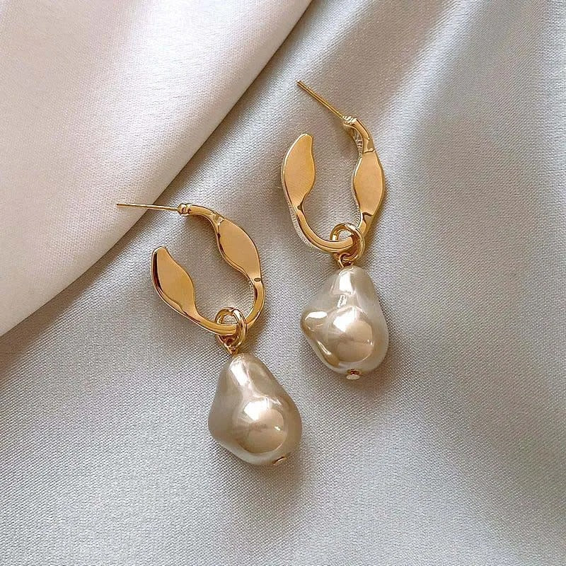 Vintage Gold Tear-Shaped Pearl Earrings-Lydieannejewelry