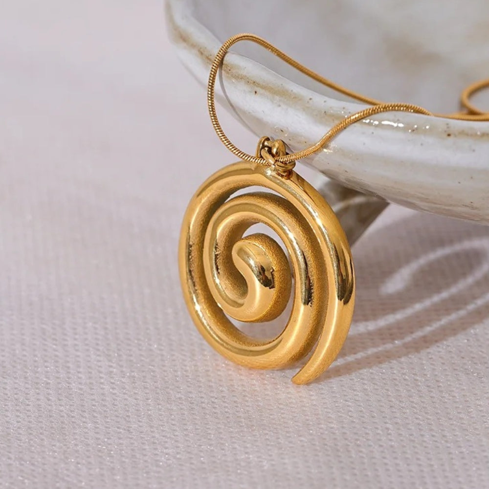 Vintage Gold Spiral Pendant Necklace-Lydieannejewelry