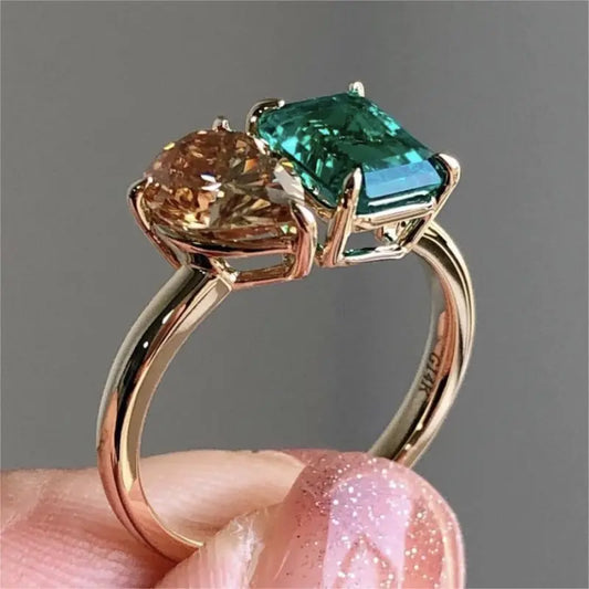 Vintage Double‑Main Stone Zircon Square Ring