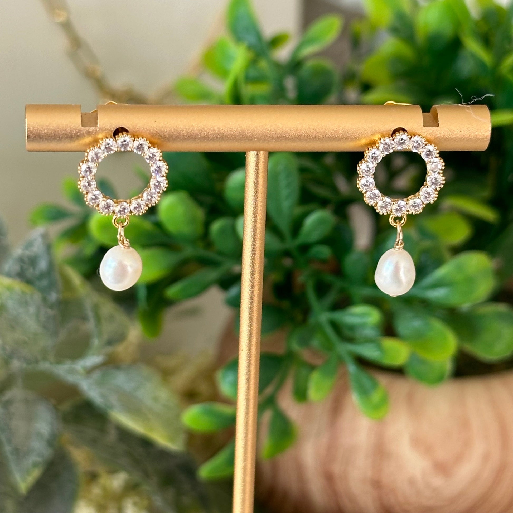 Belina Open Circle Pearl Earrings-Lydieannejewelry