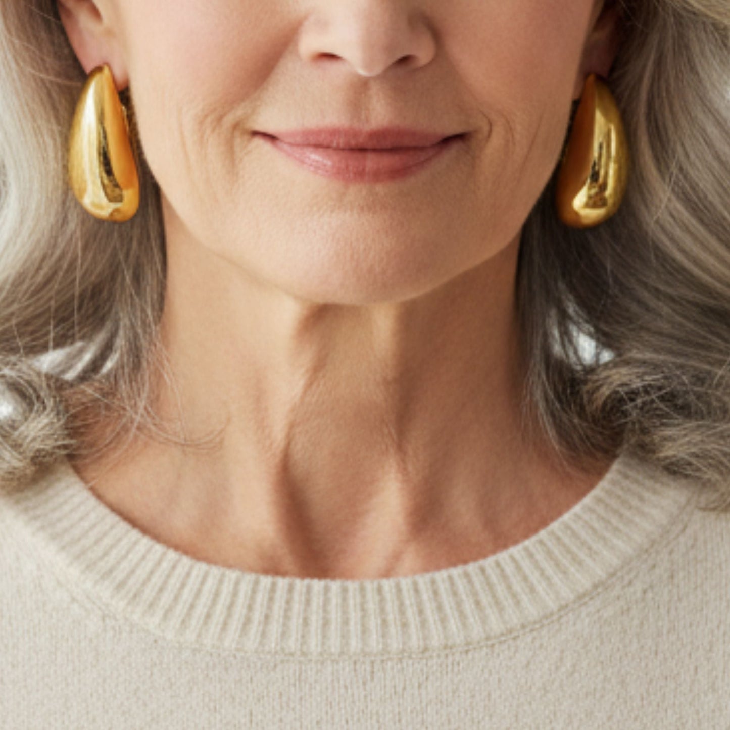 Elegant Gold Water Drop Glossy Earrings