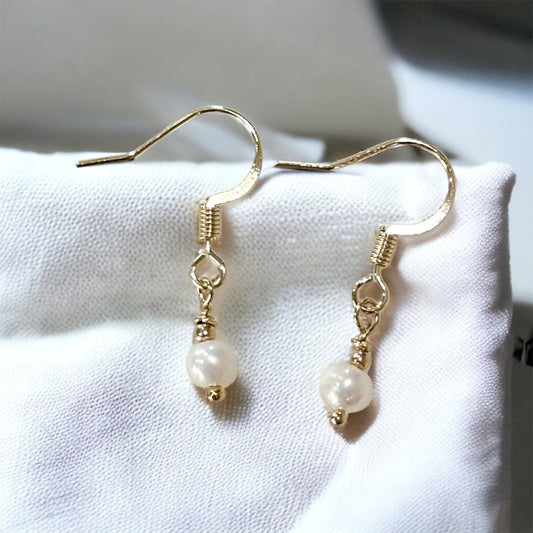 Greta Freshwater Pearl Earrings-Lydieannejewelry