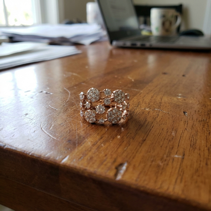 Vintage Inlaid Bright Stones Rose Gold Ring