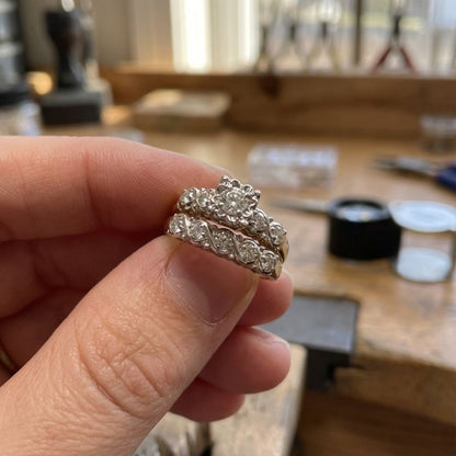 Vintage Sparkling Gold Ring