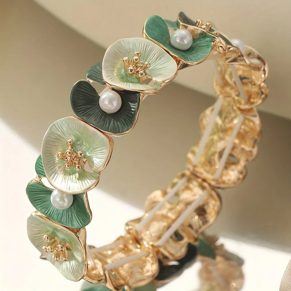 Vintage Green Floral Pearl Bracelet-Lydieannejewelry