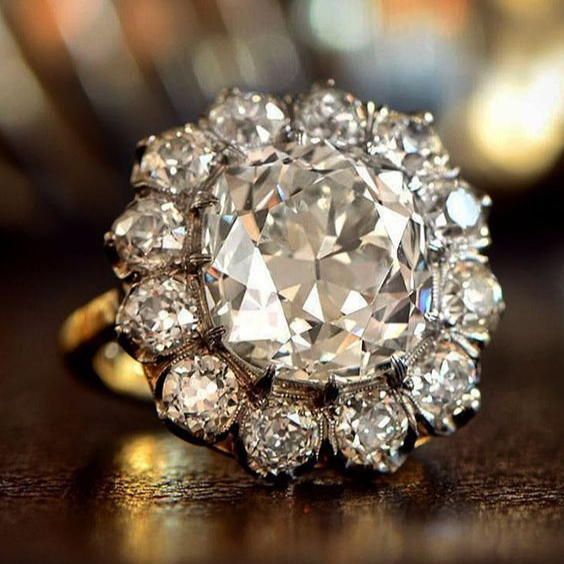 Vintage Crystaline Rounded Ring-Lydieannejewelry