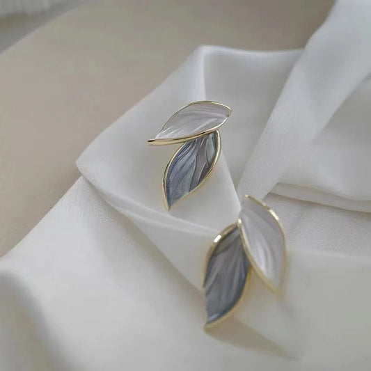 Vintage Grey Leaf Stud Earrings-Lydieannejewelry