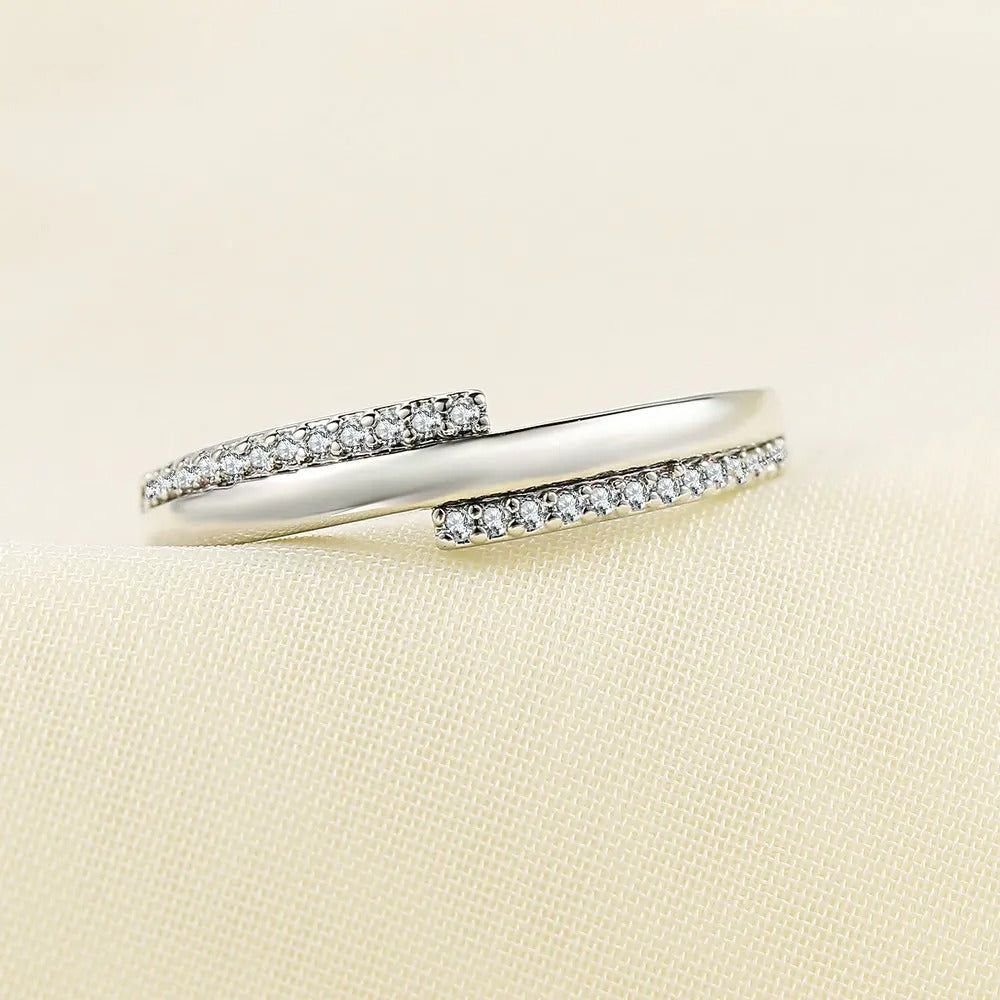 Vintage Silver Two Crystal-Lined Band Ring-Lydieannejewelry