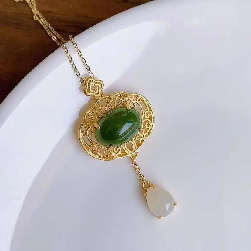 Classic Gold Green Stone & Teardrop Filigree Pendant Necklace-Lydieannejewelry