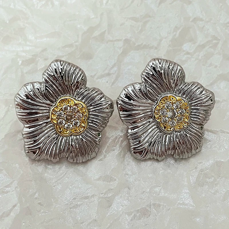 Vintage Gold Center Floral Earrings-Lydieannejewelry