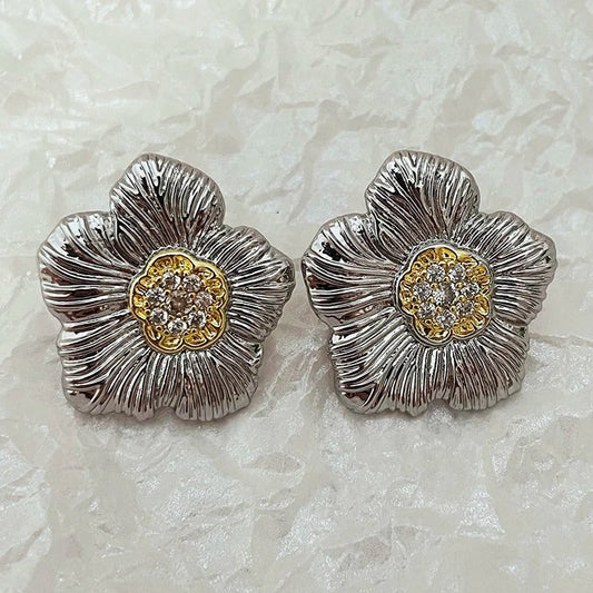 Vintage Gold Center Floral Earrings-Lydieannejewelry