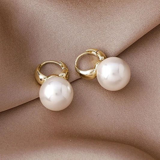 Vintage Gold Round Pearl Earrings-Lydieannejewelry