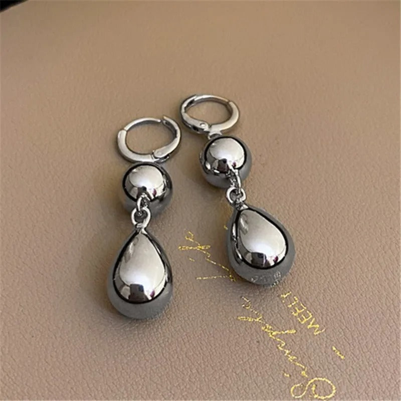 Vintage Silver Polished Teardrop Design Earrings-Lydieannejewelry