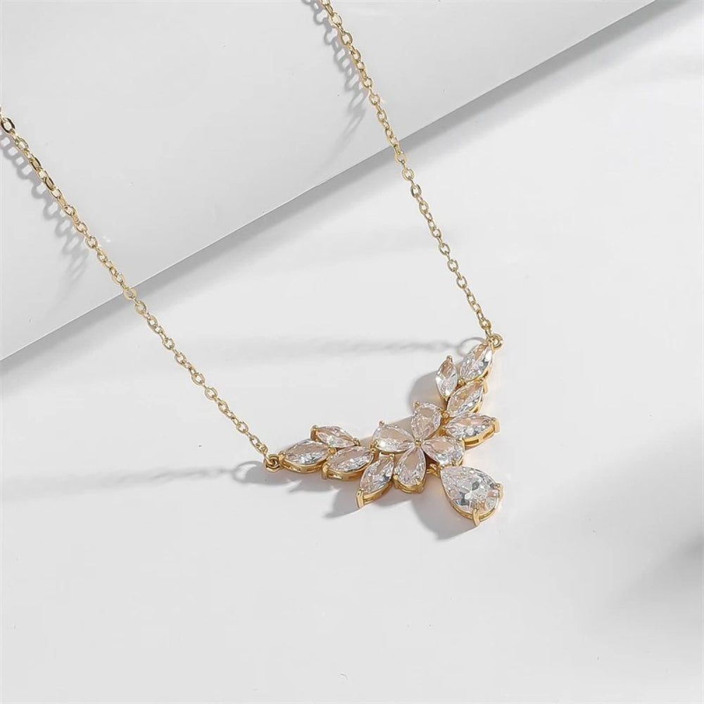 Vintage Floral Sparkle Gold Necklace-Lydieannejewelry