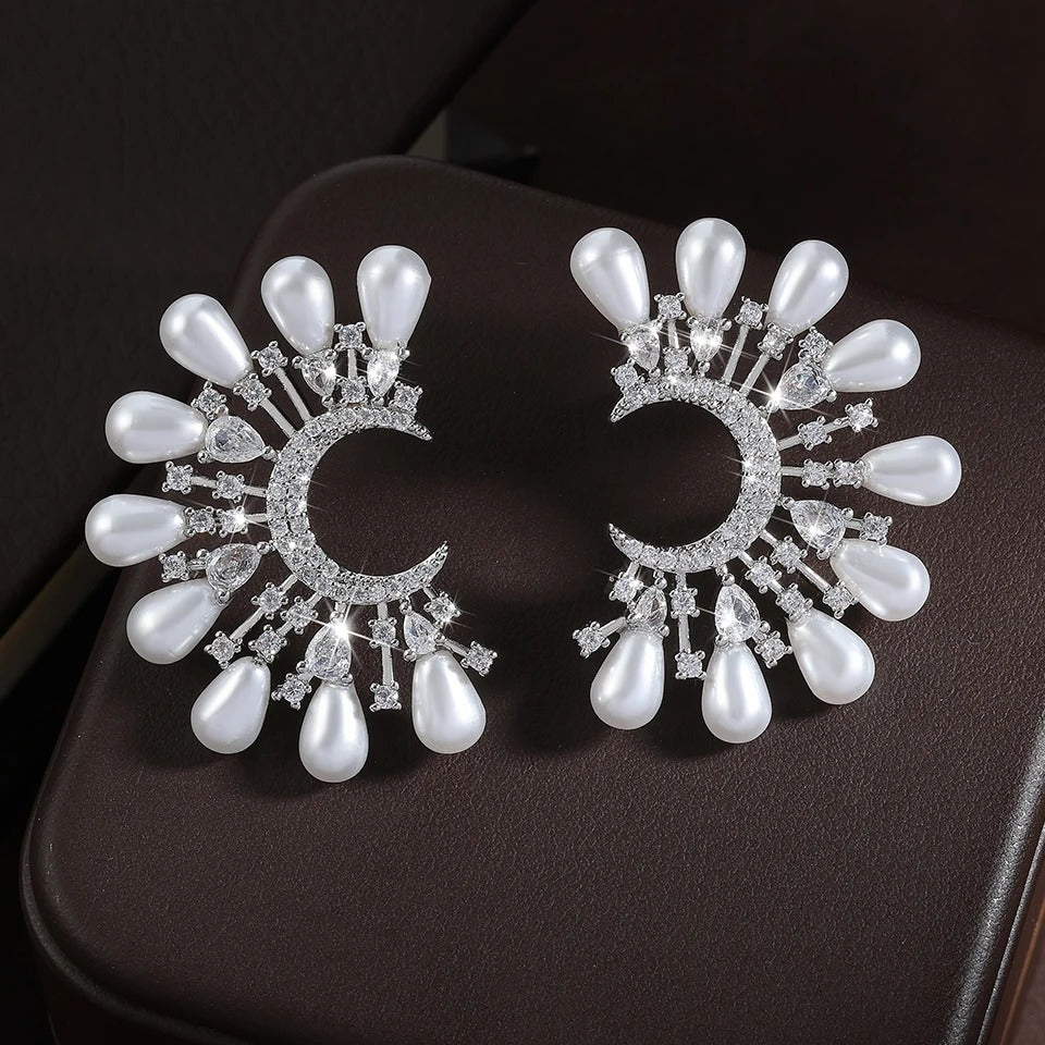 Vintage Moon & Pearl Silver Earrings-Lydieannejewelry