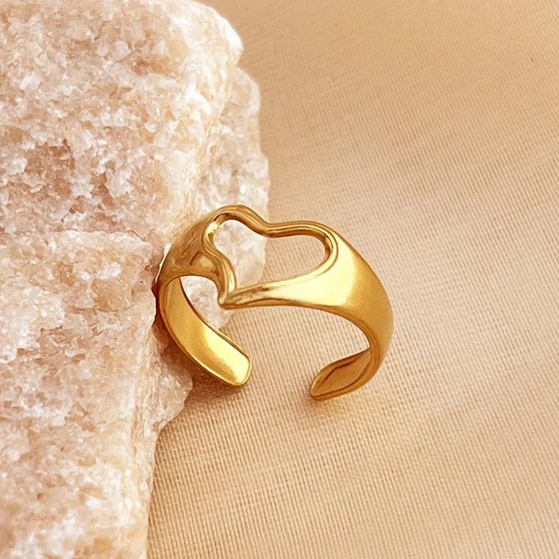 Vintage Gold Cutout Heart Adjustable Ring-Lydieannejewelry