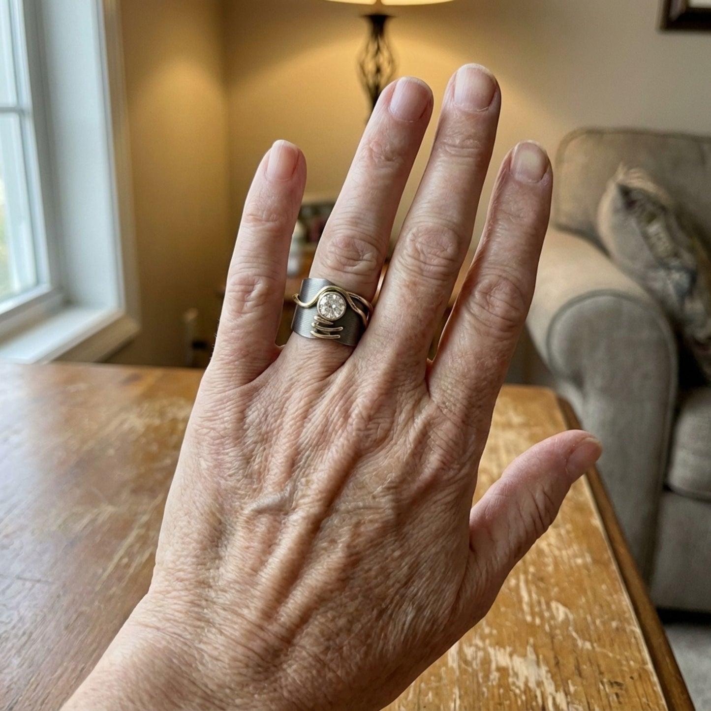 Vintage Dark Silver Zirconia Ring