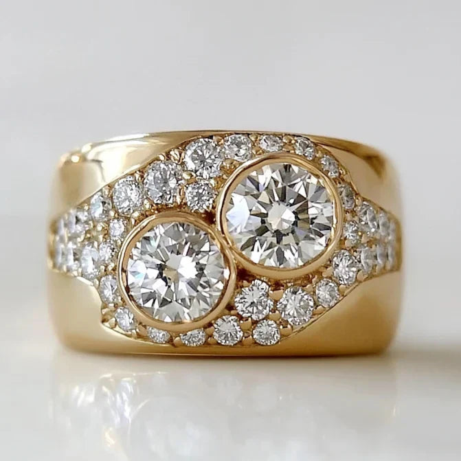 Vintage Zirconia Gold Band Ring