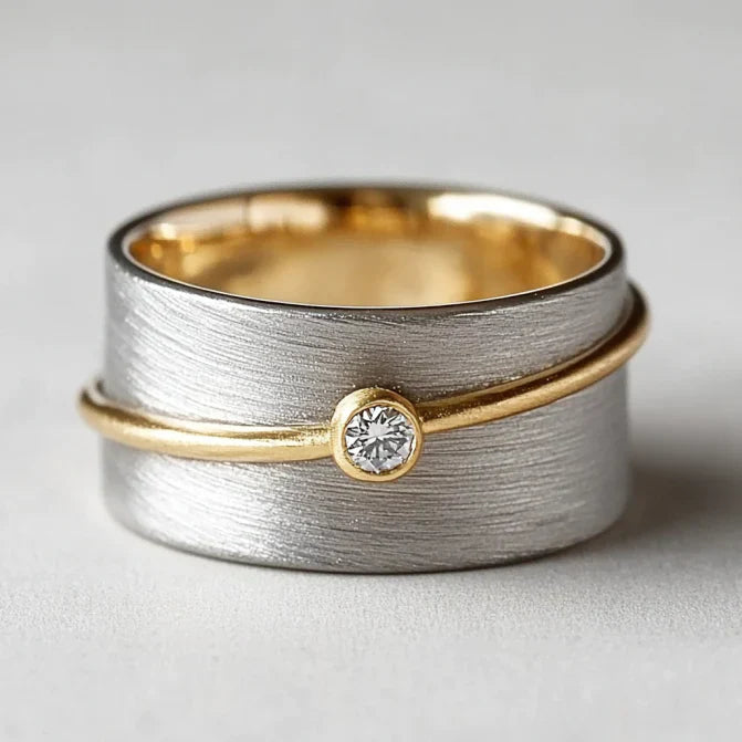 Vintage Zirconia Gold Line Silver Ring